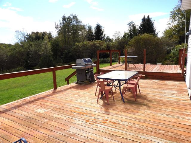 1345 DONATION Road, Erie, PA 16509