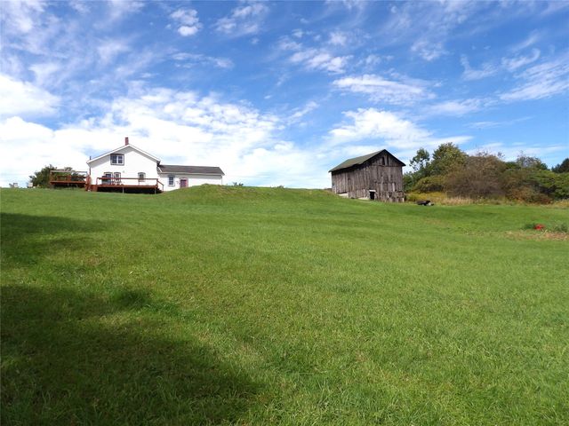 1345 DONATION Road, Erie, PA 16509