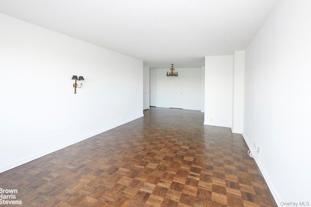 2400 Johnson Avenue 1K, Bronx, NY 10463