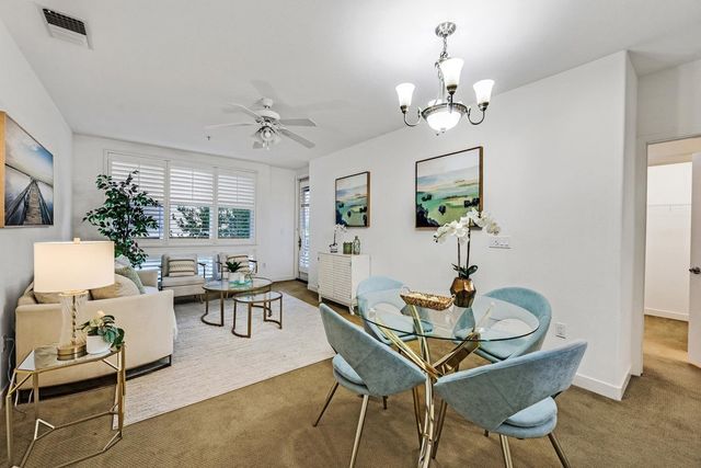 5501 De Marcus Blvd 328, Dublin, CA 94568