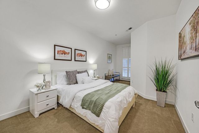 5501 De Marcus Blvd 328, Dublin, CA 94568