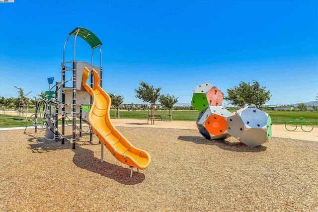 5501 De Marcus Blvd 328, Dublin, CA 94568