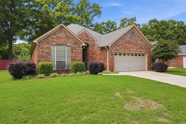 1115 Westfield Dr, Conway, AR 72034