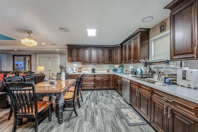 301 N Thomson Ave Avenue, Iowa, LA 70647