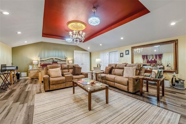 301 N Thomson Ave Avenue, Iowa, LA 70647