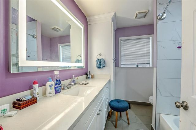 301 N Thomson Ave Avenue, Iowa, LA 70647