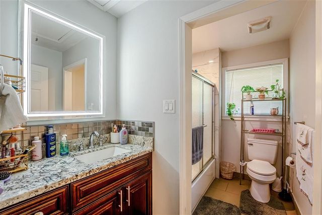 301 N Thomson Ave Avenue, Iowa, LA 70647