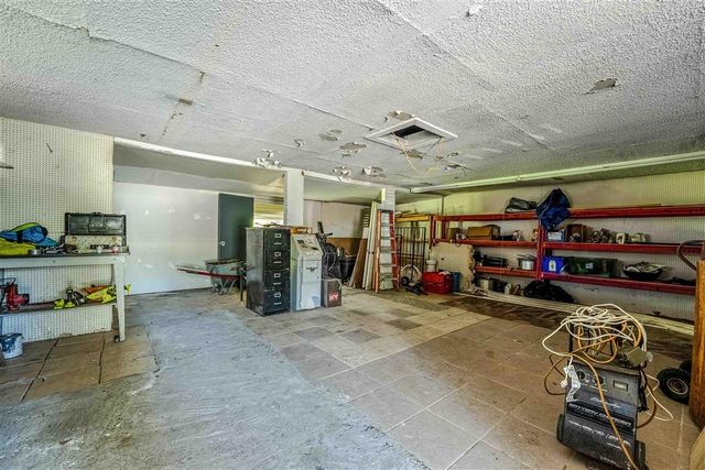 301 N Thomson Ave Avenue, Iowa, LA 70647