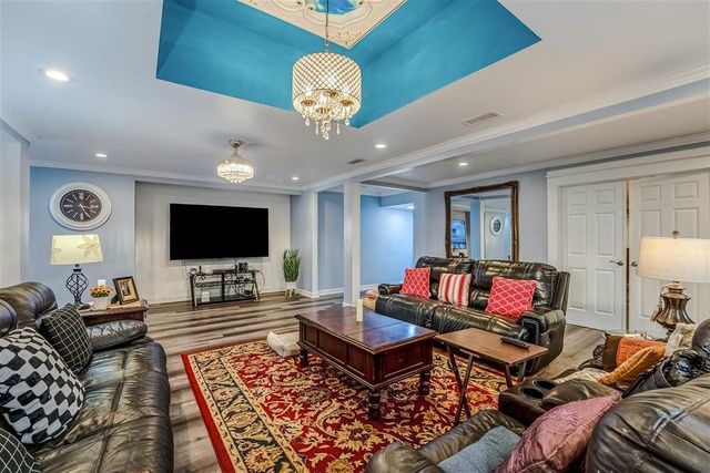 301 N Thomson Ave Avenue, Iowa, LA 70647