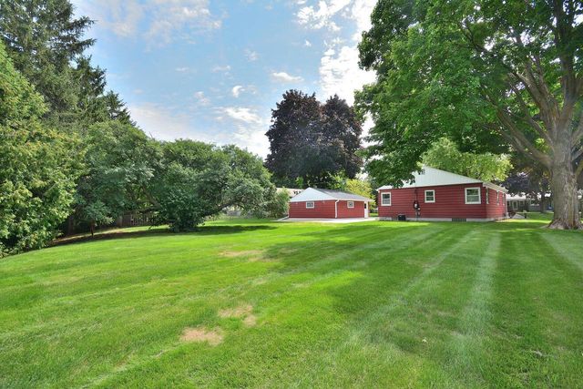 3122 W Rochelle AVENUE, Glendale, WI 53209