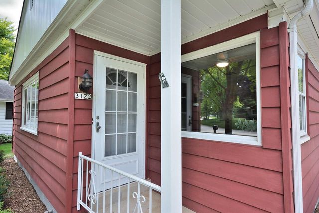 3122 W Rochelle AVENUE, Glendale, WI 53209