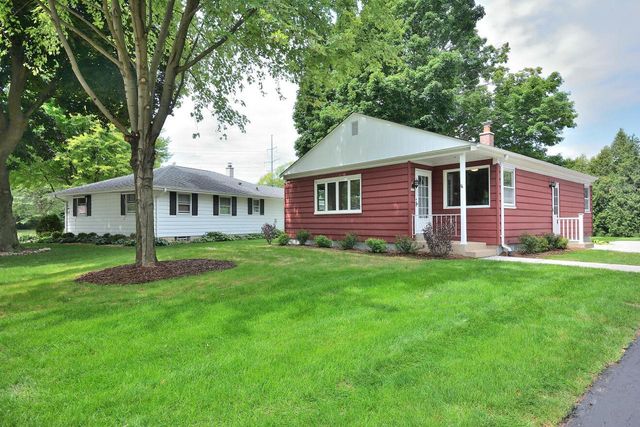 3122 W Rochelle AVENUE, Glendale, WI 53209