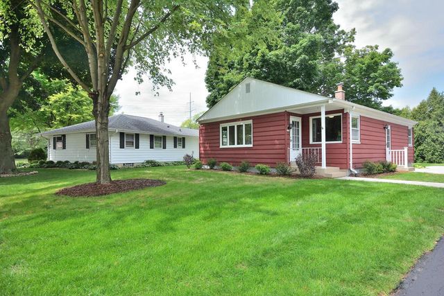 3122 W Rochelle AVENUE, Glendale, WI 53209