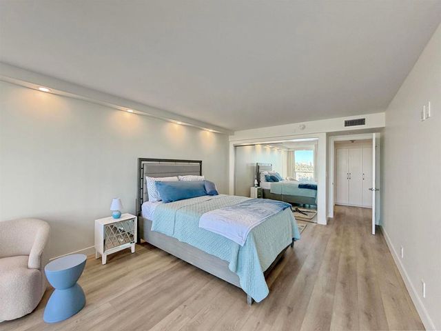 1820 Avenida del mundo 208, Coronado, CA 92118