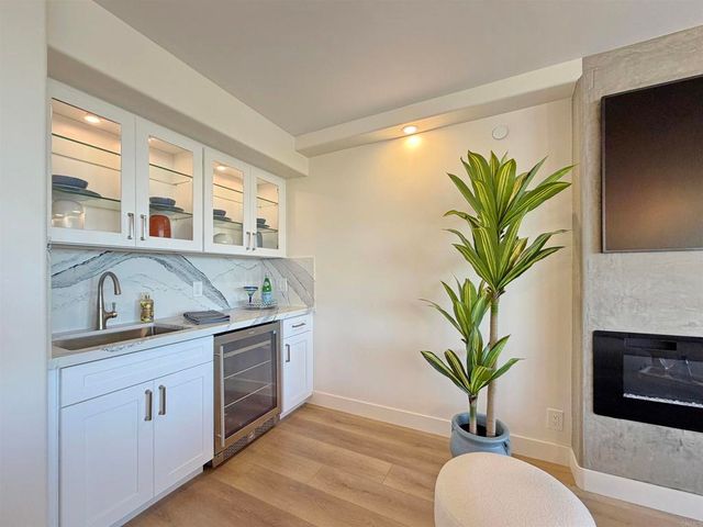 1820 Avenida del mundo 208, Coronado, CA 92118