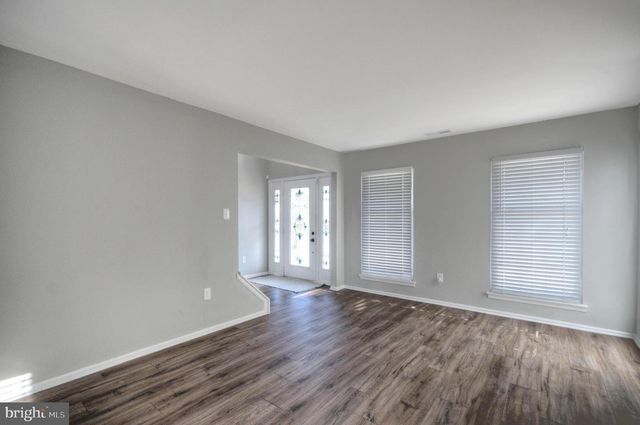 36 SADDLEBROOK DR, Sewell, NJ 08080