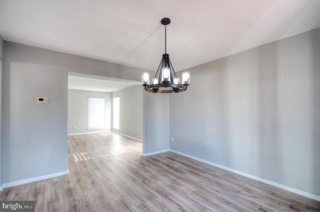 36 SADDLEBROOK DR, Sewell, NJ 08080