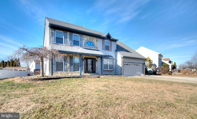 36 SADDLEBROOK DR, Sewell, NJ 08080