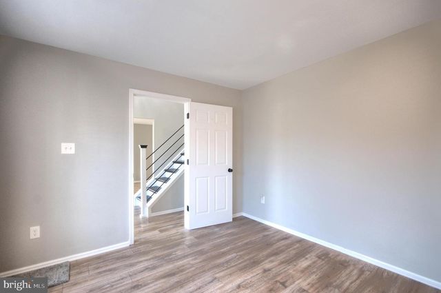 36 SADDLEBROOK DR, Sewell, NJ 08080