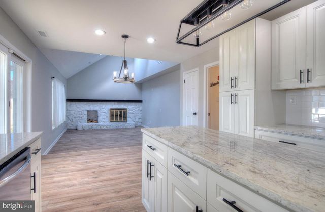 36 SADDLEBROOK DR, Sewell, NJ 08080