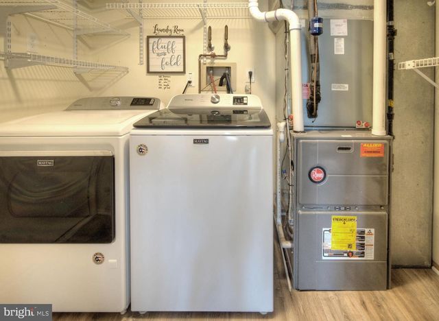 36 SADDLEBROOK DR, Sewell, NJ 08080