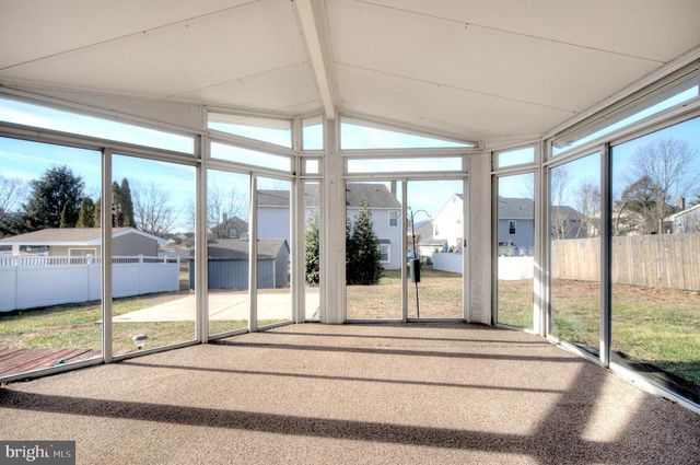 36 SADDLEBROOK DR, Sewell, NJ 08080