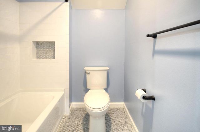 36 SADDLEBROOK DR, Sewell, NJ 08080