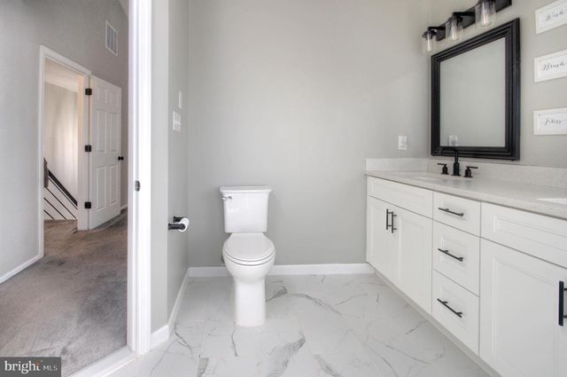 36 SADDLEBROOK DR, Sewell, NJ 08080