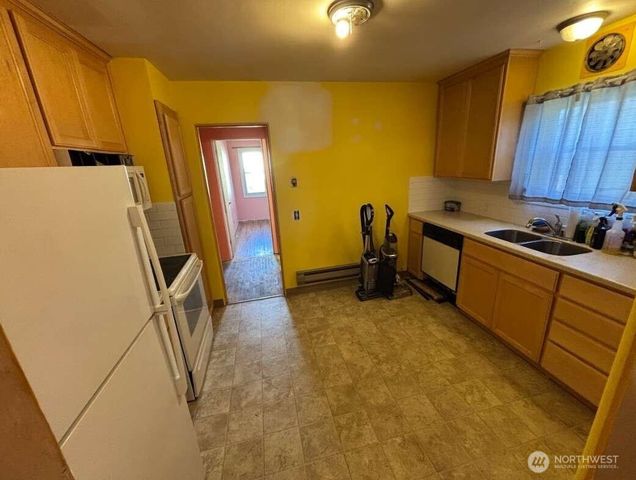 6441 S Prospect Street, Tacoma, WA 98409