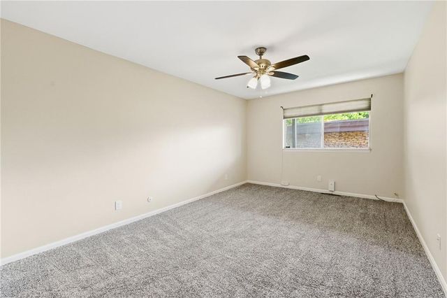 4511 Headwood Drive 5, Kansas City, MO 64111