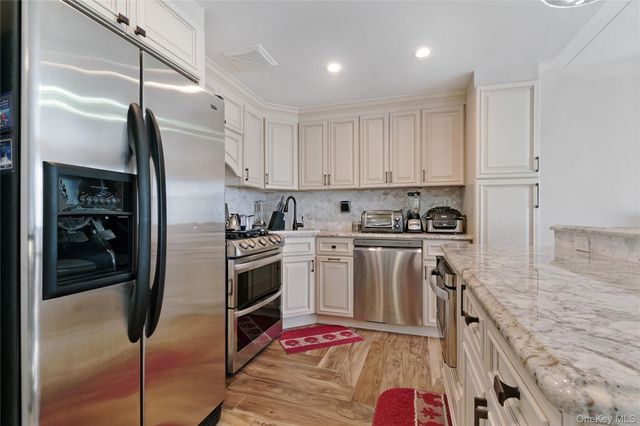 109 Beach 61st Street 77A, Arverne, NY 11692