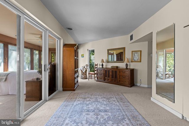 2215 GRUBBS MILL RD, Berwyn, PA 19312