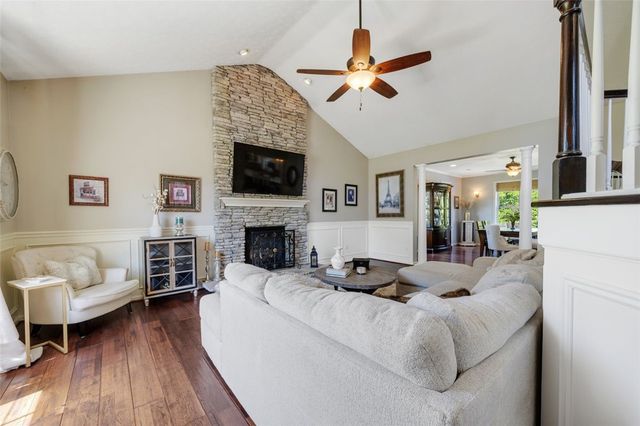 746 Hailey Dr, Webster, NY 14580