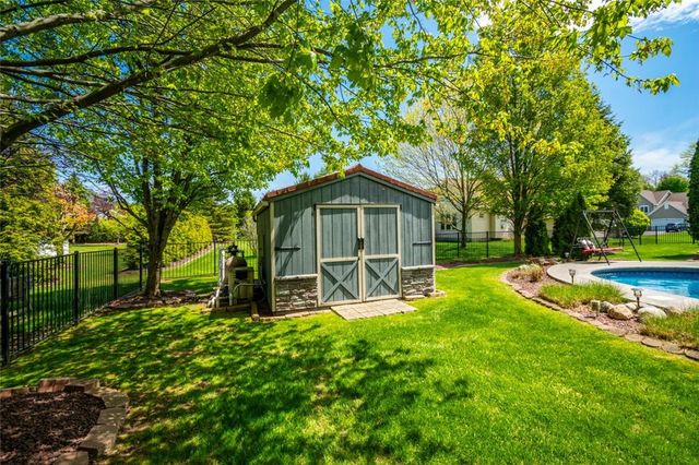 746 Hailey Dr, Webster, NY 14580
