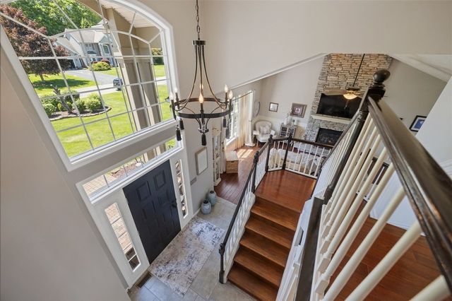 746 Hailey Dr, Webster, NY 14580