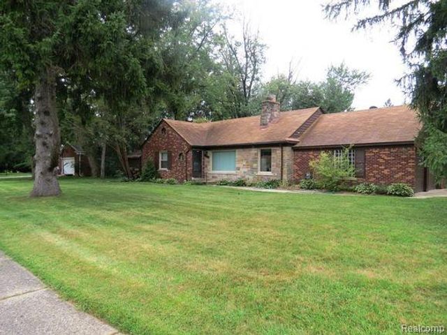 24125 Martha Washington Drive, Southfield, MI 48075