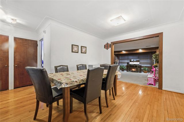 24125 Martha Washington Drive, Southfield, MI 48075