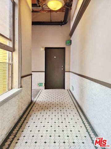 215 W 7th Street 1404, Los Angeles, CA 90014