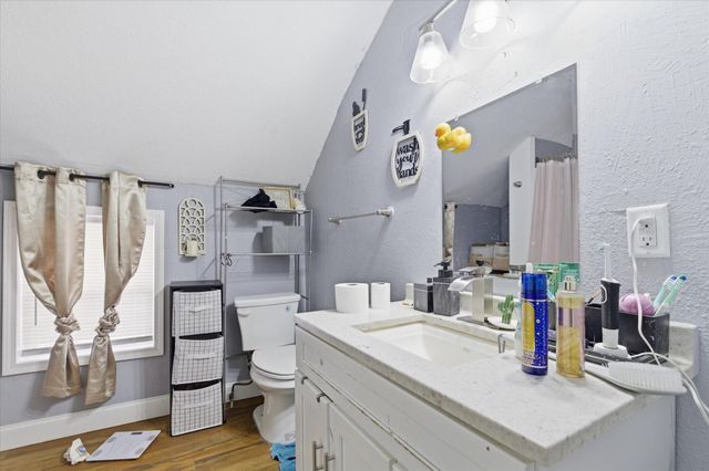 1881 N Campbell Avenue, Springfield, MO 65803