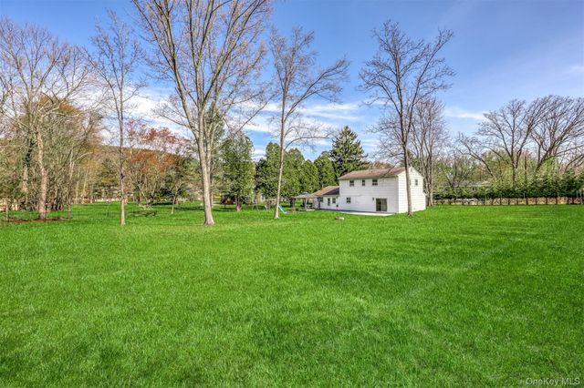 1 Cottage Lane, Suffern, NY 10901