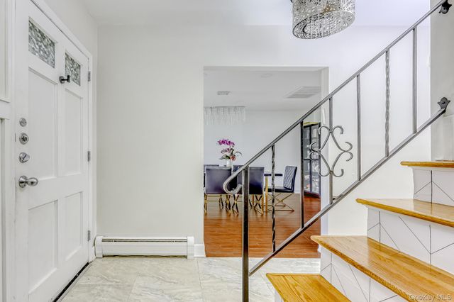 1 Cottage Lane, Suffern, NY 10901