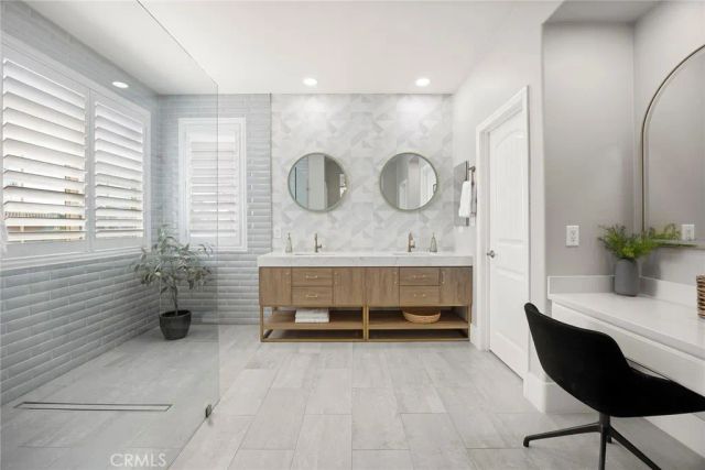 7632 Villa Rosa Court, Eastvale, CA 92880