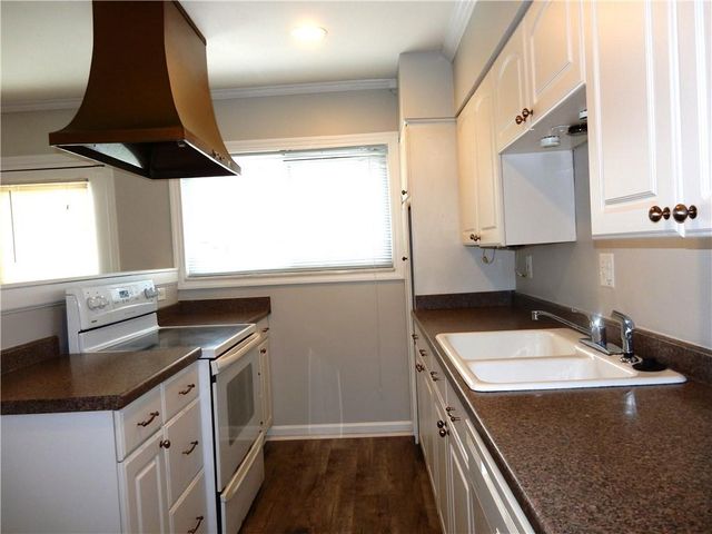 3089 Colonial Way E, Atlanta, GA 30341