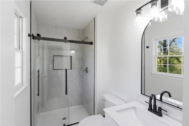 524 Fond Du Lac Drive, Stone Mountain, GA 30088