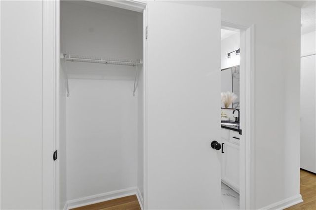 524 Fond Du Lac Drive, Stone Mountain, GA 30088