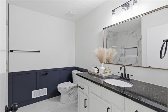 524 Fond Du Lac Drive, Stone Mountain, GA 30088