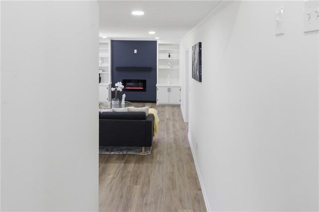 524 Fond Du Lac Drive, Stone Mountain, GA 30088