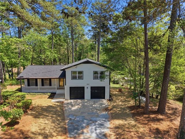 524 Fond Du Lac Drive, Stone Mountain, GA 30088