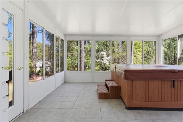 524 Fond Du Lac Drive, Stone Mountain, GA 30088