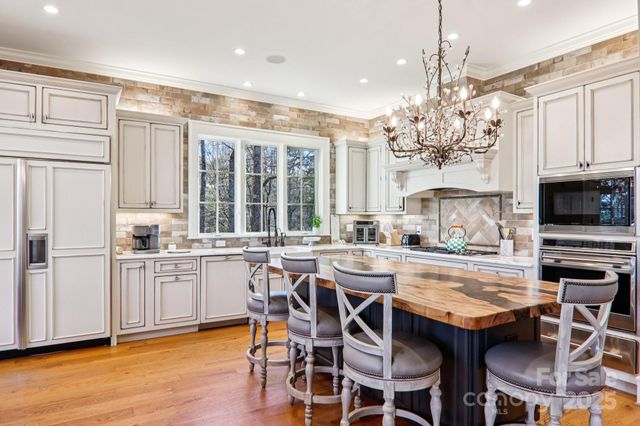 146 Allison Creek Trail, Brevard, NC 28712